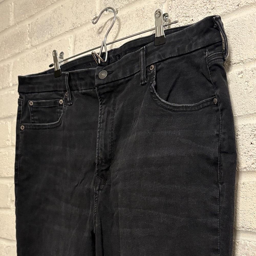 American Eagle Outfitters Ripped Super High Waisted Jegging (Size 20 Short)